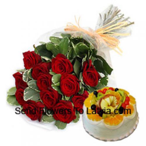 11 Beautiful Roses with 1/2 Kg Fruit Cake