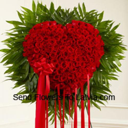 101 Heart Shaped Red Roses