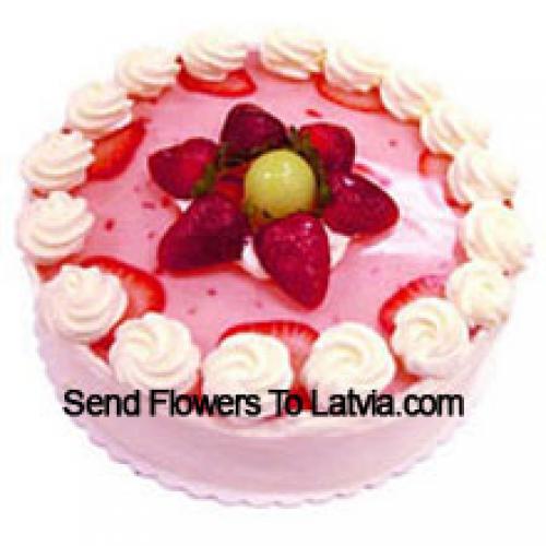 1/2 Kg Yummy Strawberry Cake