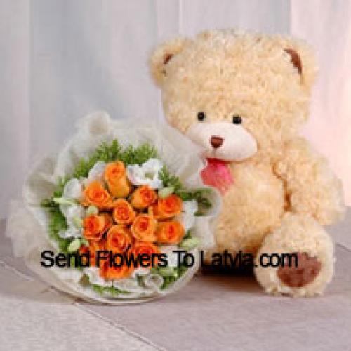 11 Rosas Naranjas con Lindo Oso de Peluche